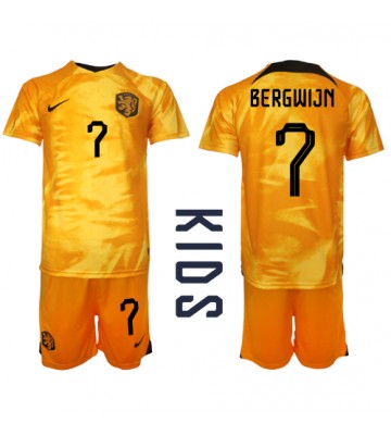 Netherlands Steven Bergwijn #7 Replica Home Stadium Kit for Kids World Cup 2022 Short Sleeve (+ pants)